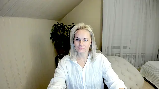 Alicee Gracee online show from December 7, 2024, 11:23 pm