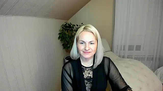 Alicee Gracee online show from December 13, 2024, 4:05 pm