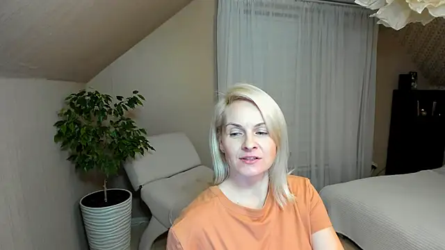Alicee Gracee online show from January 10, 2025, 7:21 pm