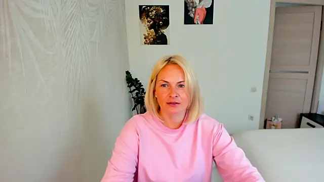 Alicee Gracee online show from July 19, 2026, 8:51 am