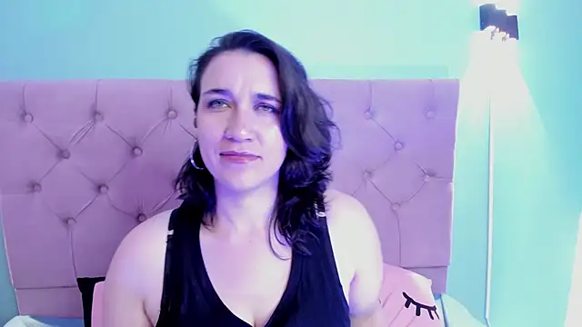 kyoakane online show from December 21, 2024, 7:35 am