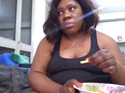 Snapshot of bonbonaumiel chatting on December 25, 2024, 11:31 pm bonbonaumiel online show from December 25, 2024, 11:31 pm