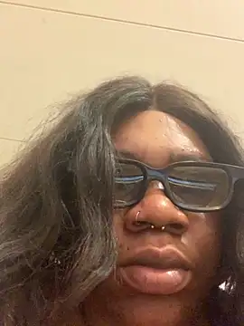 Snapshot of bonbonaumiel chatting on January 4, 2025, 5:16 pm bonbonaumiel online show from January 4, 2025, 5:16 pm