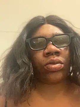 Snapshot of bonbonaumiel chatting on January 6, 2025, 9:08 am bonbonaumiel online show from January 6, 2025, 9:08 am