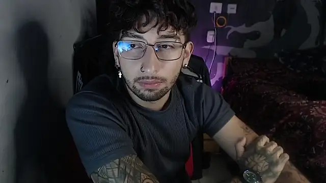 Snapshot of Dereck_Dickson chatting on October 30, 2025, 10:54 pm Dereck Dickson online show from October 30, 2025, 10:54 pm