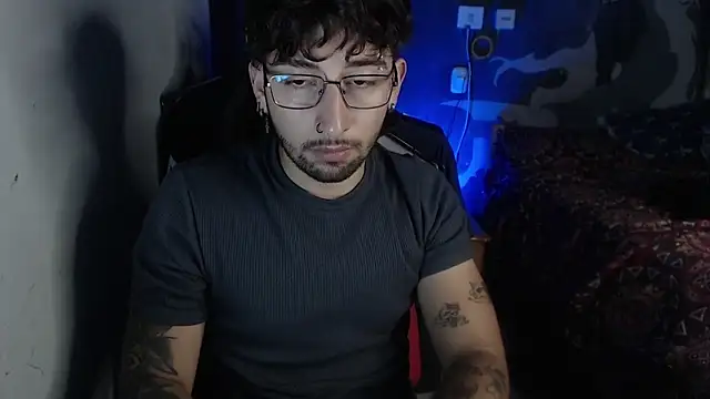 Snapshot of Dereck_Dickson chatting on November 24, 2025, 1:38 am Dereck Dickson online show from November 24, 2025, 1:38 am