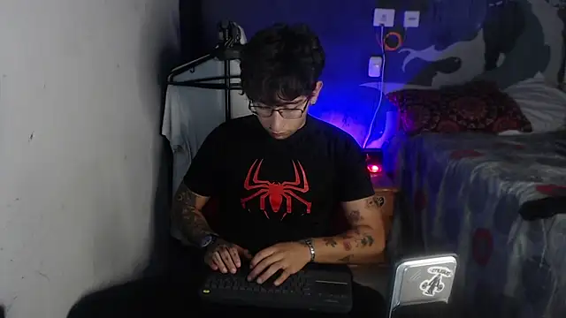 Snapshot of Dereck_Dickson chatting on November 29, 2025, 3:09 am Dereck Dickson online show from November 29, 2025, 3:09 am