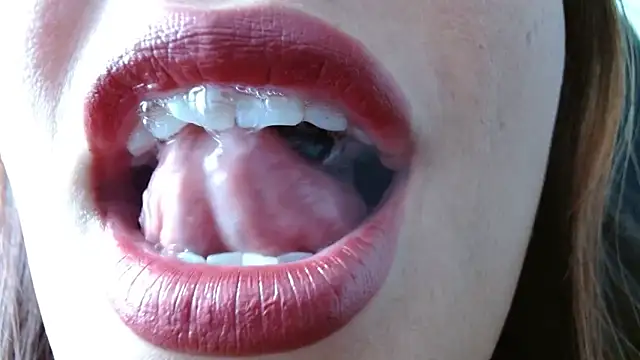 miss evoleth2 online show from December 5, 2025, 7:54 pm