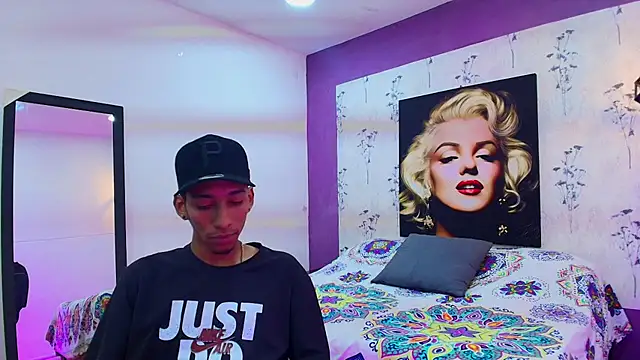 alejandro king1 online show from February 13, 2025, 1:48 pm