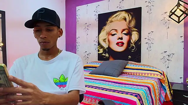 alejandro king1 online show from February 24, 2025, 12:48 pm