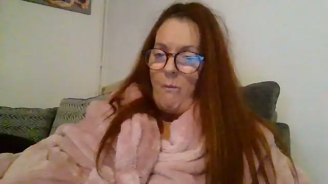 Snapshot of Tillieuk chatting on March 8, 2026, 8:56 pm Tillieuk online show from March 8, 2026, 8:56 pm