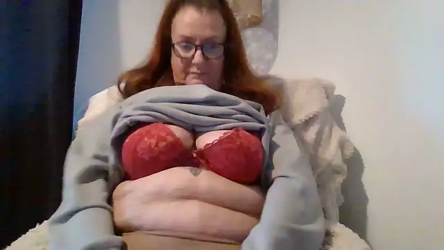 Snapshot of Tillieuk chatting on March 9, 2026, 3:16 pm Tillieuk online show from March 9, 2026, 3:16 pm