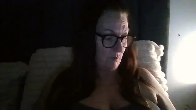Snapshot of Tillieuk chatting on March 18, 2026, 10:13 pm Tillieuk online show from March 18, 2026, 10:13 pm
