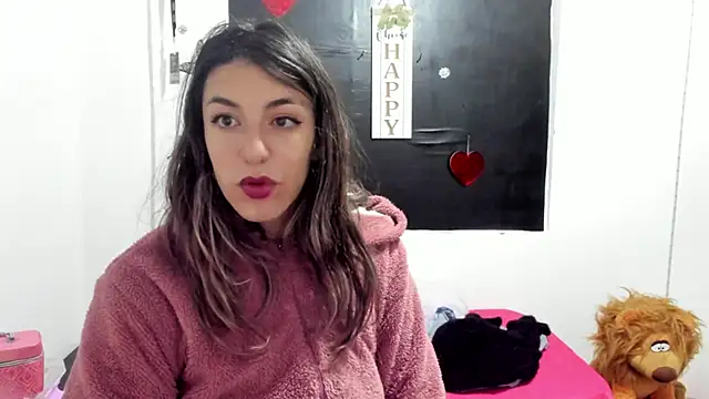 Snapshot of queen-natty chatting on March 14, 2025, 1:35 pm queen-natty online show from March 14, 2025, 1:35 pm