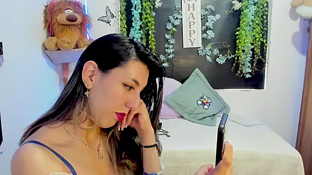 Snapshot of queen-natty chatting on September 8, 2025, 2:16 pm queen-natty online show from September 8, 2025, 2:16 pm