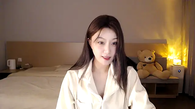 Lucky-baby online show from December 22, 2024, 7:42 pm