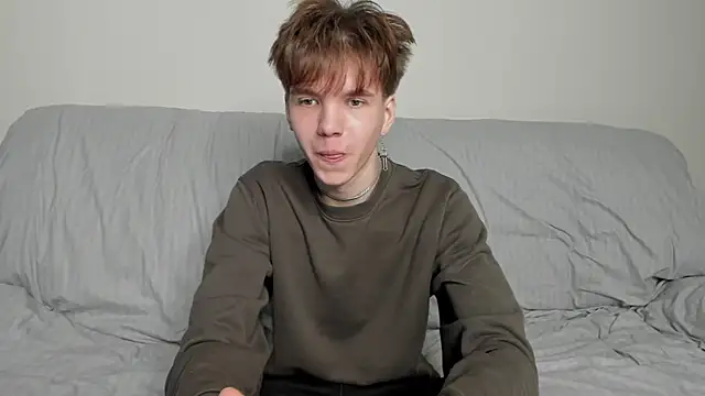 Snapshot of braxiboy chatting on December 10, 2024, 10:49 am braxiboy online show from December 10, 2024, 10:49 am