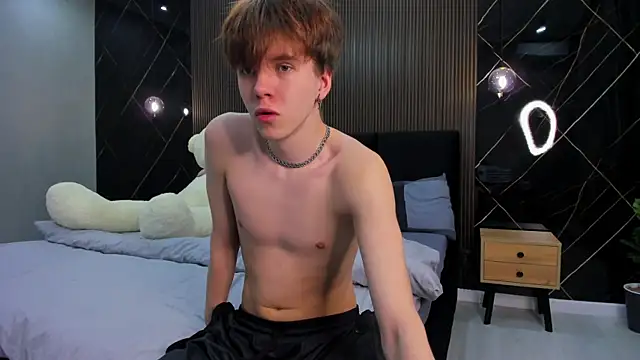 Snapshot of braxiboy chatting on January 31, 2025, 1:02 pm braxiboy online show from January 31, 2025, 1:02 pm