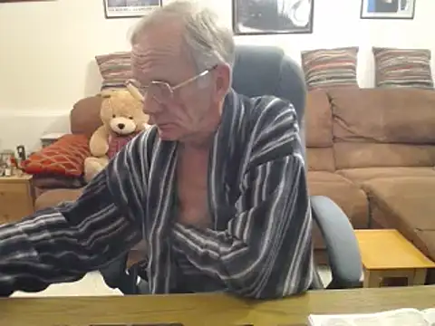 Snapshot of Ferret7777 chatting on June 6, 2026, 9:52 pm Ferret7777 online show from June 6, 2026, 9:52 pm