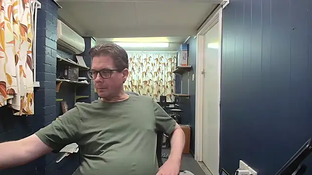 tilobinder online show from March 15, 2026, 2:45 pm