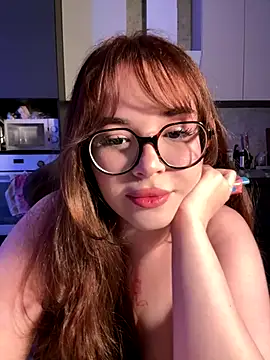 CutiePie3 online show from November 13, 2025, 9:58 pm