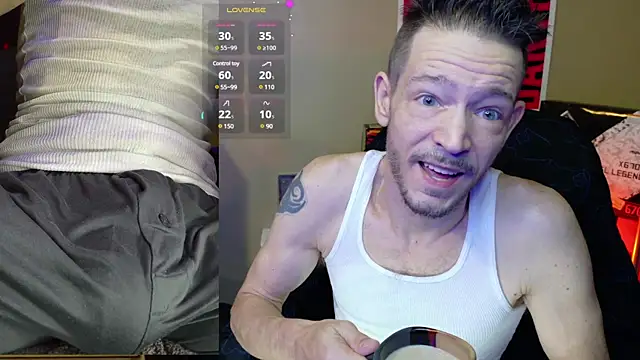 Snapshot of MasterForgedRayy chatting on December 22, 2024, 6:06 am MasterForgedRayy online show from December 22, 2024, 6:06 am