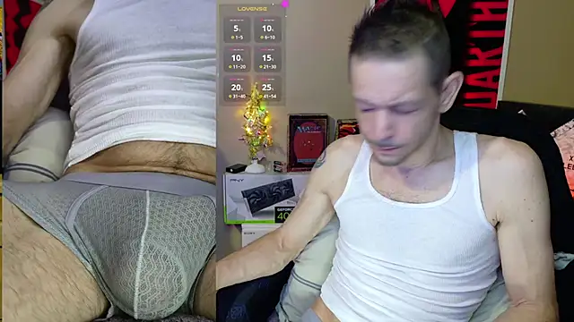 Snapshot of MasterForgedRayy chatting on December 26, 2024, 11:03 pm MasterForgedRayy online show from December 26, 2024, 11:03 pm