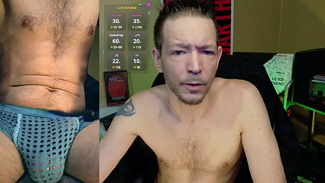 Snapshot of MasterForgedRayy chatting on February 17, 2025, 4:09 am MasterForgedRayy online show from February 17, 2025, 4:09 am