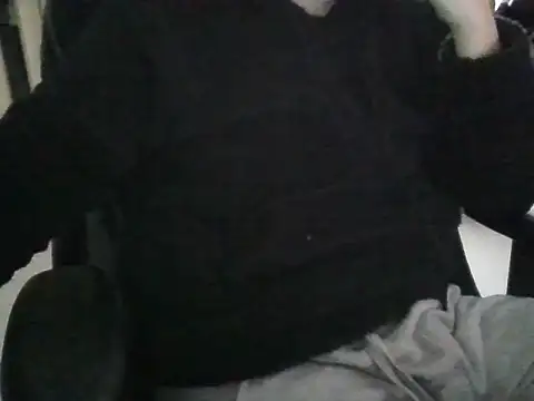 Snapshot of realityyshowww chatting on November 14, 2025, 11:42 am realityyshowww online show from November 14, 2025, 11:42 am