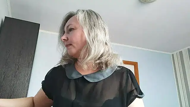 EdithManning online show from March 21, 2026, 6:29 am