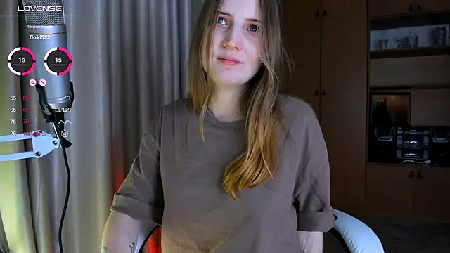 princessaalicc online show from January 5, 2026, 5:27 pm