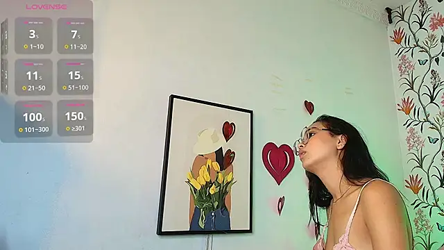 lucia brown online show from February 15, 2025, 2:44 pm