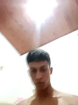 wolf james123 online show from December 29, 2024, 4:19 pm