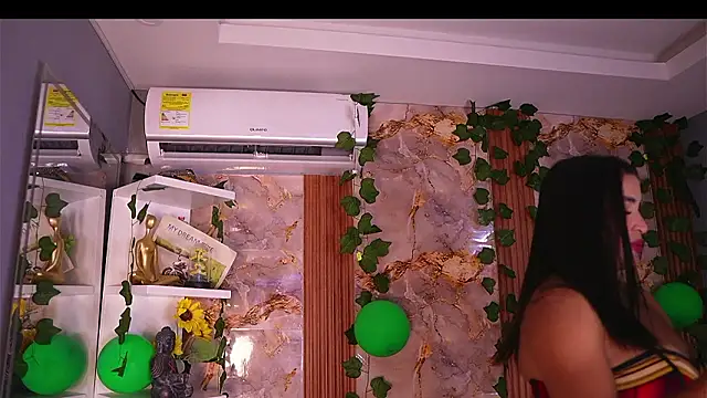 zoey-fox online show from March 20, 2026, 11:09 pm