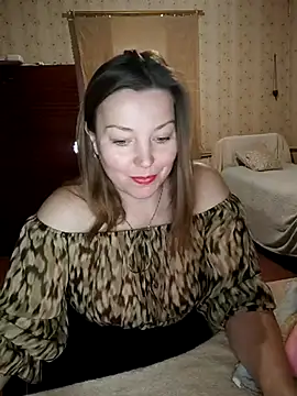 VselenaSun402 online show from October 24, 2025, 10:11 am