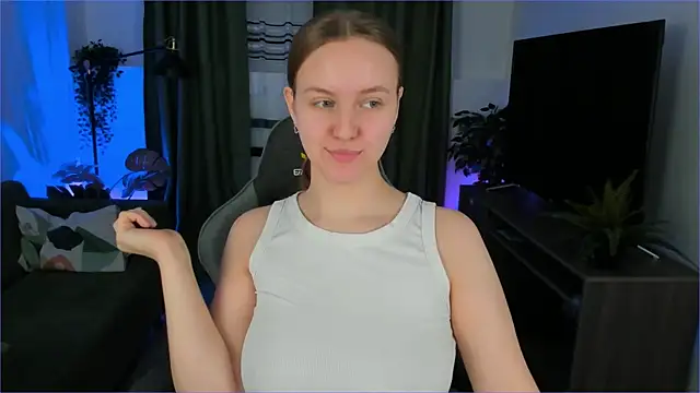 KellyPoter online show from January 18, 2025, 8:31 am