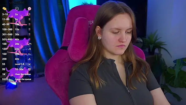 KellyPoter online show from September 13, 2025, 8:58 am