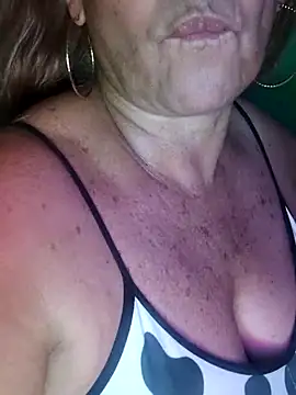 Kasandra Ho online show from February 10, 2026, 2:32 pm