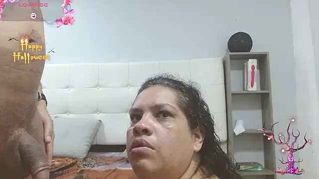 Candy and Jh0n online show from October 9, 2025, 1:25 am