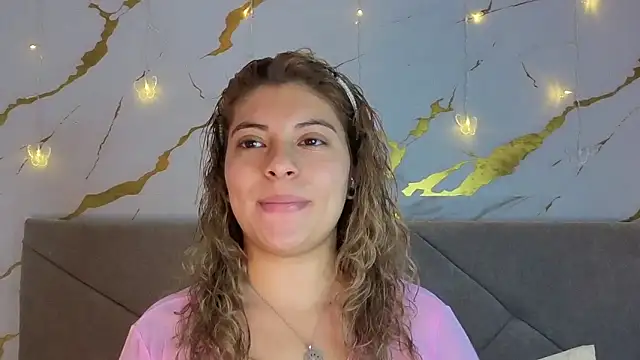 Snapshot of agatha_97_ chatting on September 18, 2025, 4:14 am agatha 97 online show from September 18, 2025, 4:14 am