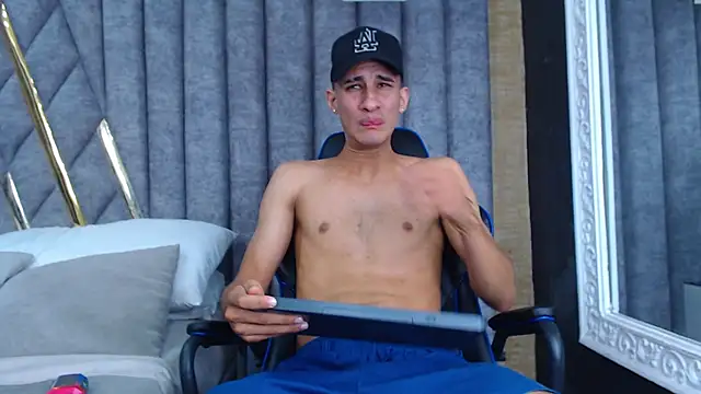 JakeMoxley online show from March 10, 2025, 9:43 am