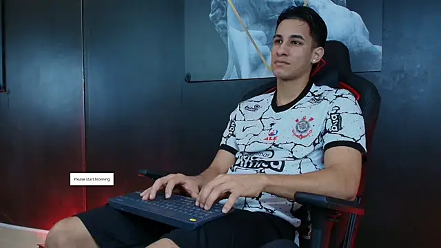 JakeMoxley online show from September 18, 2025, 12:07 pm