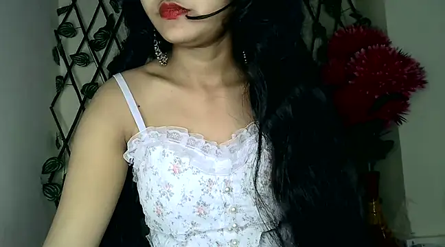 SUZY FROMUS online show from January 16, 2025, 8:25 pm