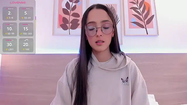 nataliiiiia online show from January 14, 2026, 12:44 pm