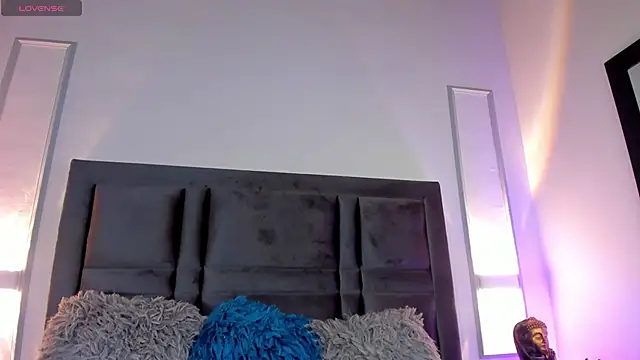 EmmaBecket2 online show from February 19, 2025, 4:12 am