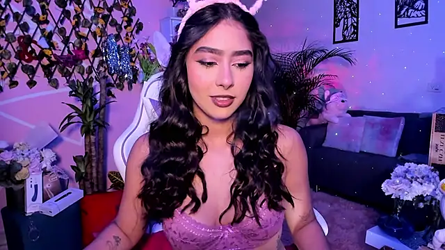 Snapshot of Danielacossio chatting on March 4, 2026, 3:45 am Danielacossio online show from March 4, 2026, 3:45 am