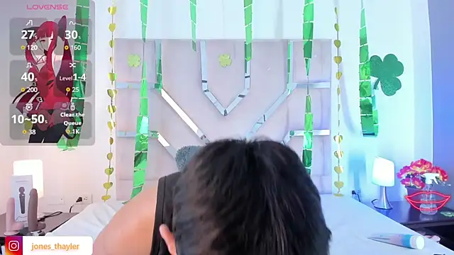 Thayler jones online show from March 4, 2026, 11:16 am