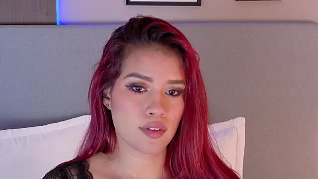 Snapshot of KasyRose chatting on February 25, 2025, 8:41 pm KasyRose online show from February 25, 2025, 8:41 pm