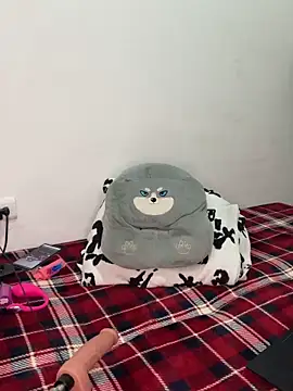 Snapshot of paisitahot1975 chatting on November 8, 2025, 12:11 am paisitahot1975 online show from November 8, 2025, 12:11 am