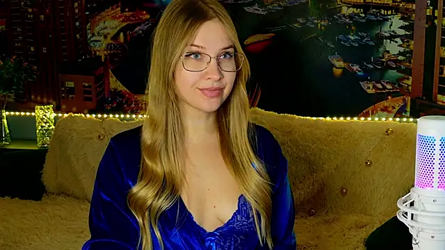 Snapshot of pusyavykusya chatting on December 10, 2024, 1:22 pm pusyavykusya online show from December 10, 2024, 1:22 pm